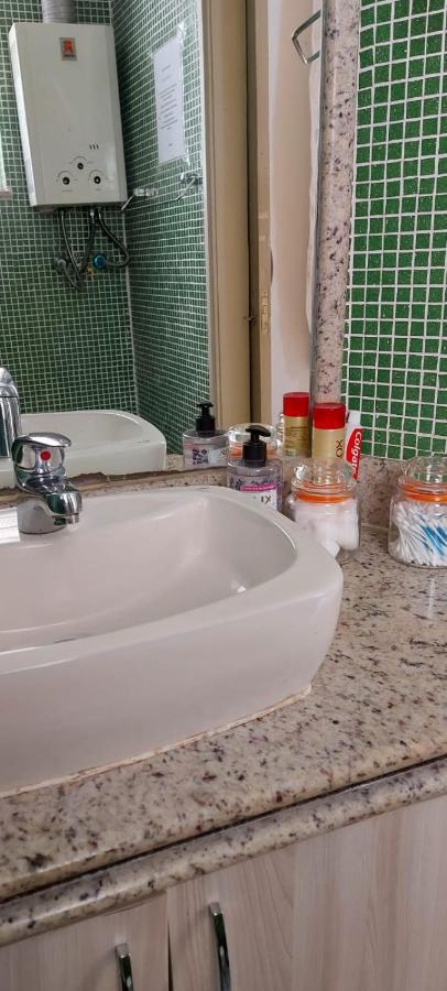 Maravilhoso Sala E Quarto Completo Na Quadra Da Praia De Copacabana Posto 5 Apartemen Rio de Janeiro