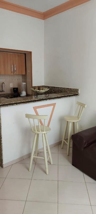Maravilhoso Sala E Quarto Completo Na Quadra Da Praia De Copacabana Posto 5 Apartemen Rio de Janeiro