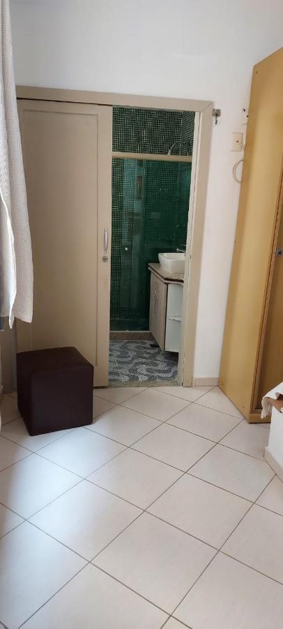 Appartamento Maravilhoso Sala E Quarto Completo Na Quadra Da Praia De Copacabana Posto 5 Rio de Janeiro